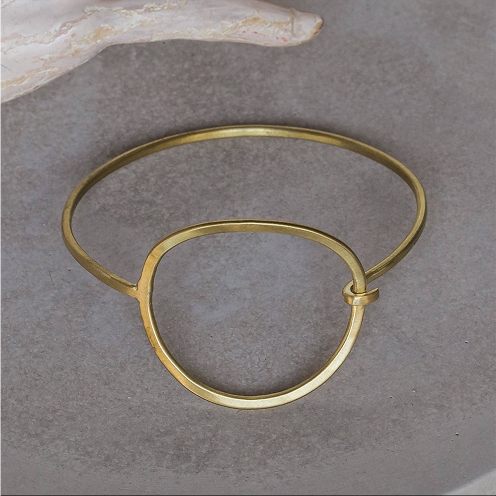 Cadence cuff braclet